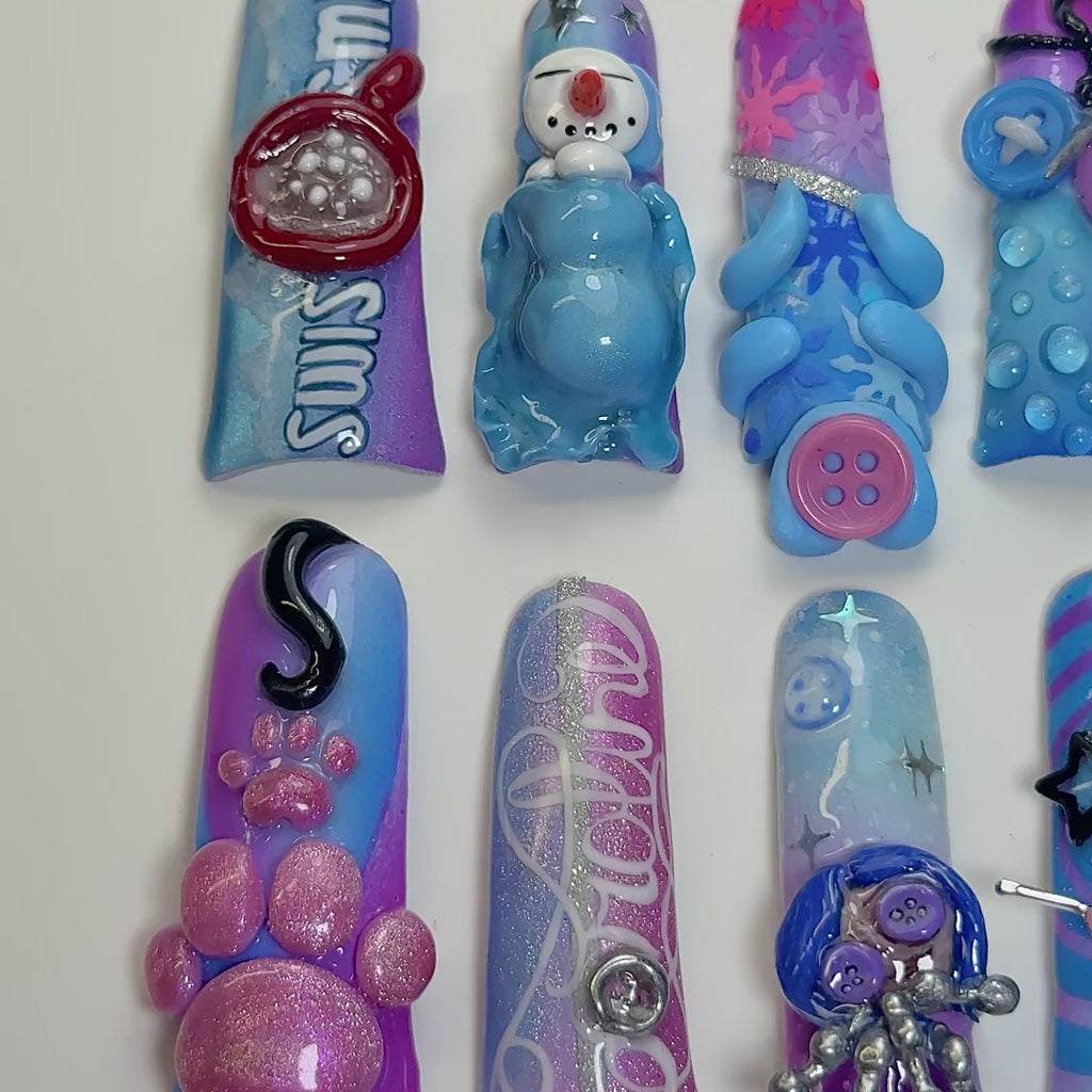 Coraline | PRESS-ON NAILS